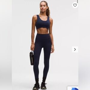 Lululemon leggings in Black size 6